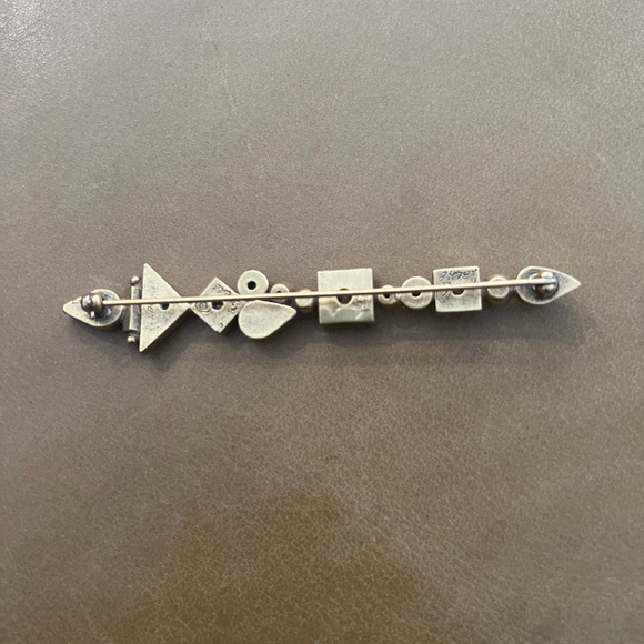 Pristine condition Patricia Locke pin - Picture 2 of 3